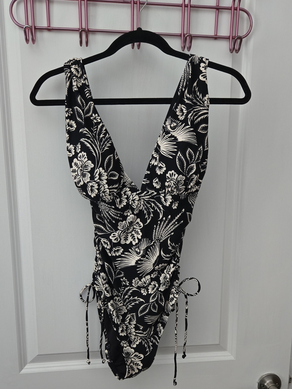 Soma One-Piece Swimsuit - Black and Cream Floral Size 10